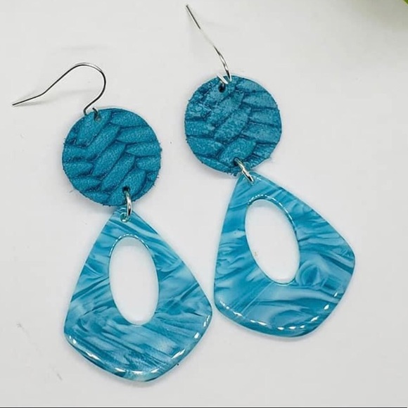 Southern NorAva Jewelry - Handcrafted Leather and Acrylic Earrings